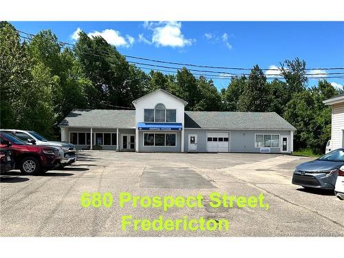 680 Prospect St, Fredericton, NB 