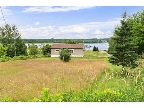 17 River Rd, Cocagne, NB 