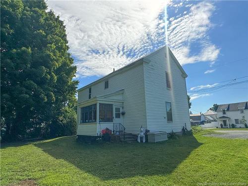 204 Broadway St, Woodstock, NB 