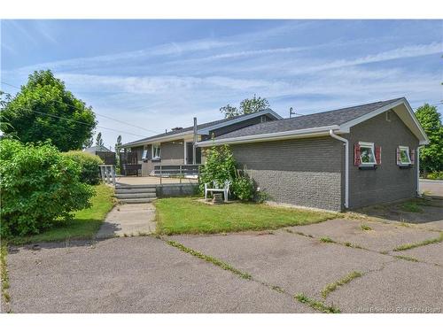 8150 Saint-Paul St, Bas-Caraquet, NB 