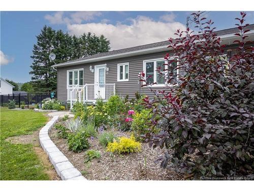 16 Beaulieu St, Grand-Sault/Grand Falls, NB 