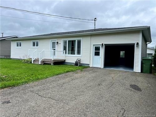 668 4Th Ave, Grand Falls, NB 