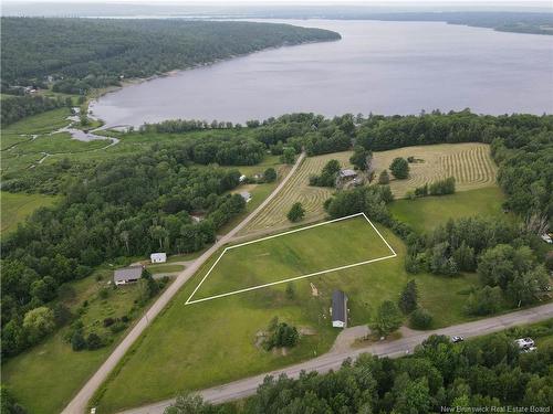 - Sunflower Lane, Wickham, NB 