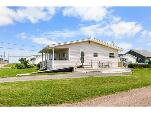 10 Pelican Ave, Grand-Barachois, NB 