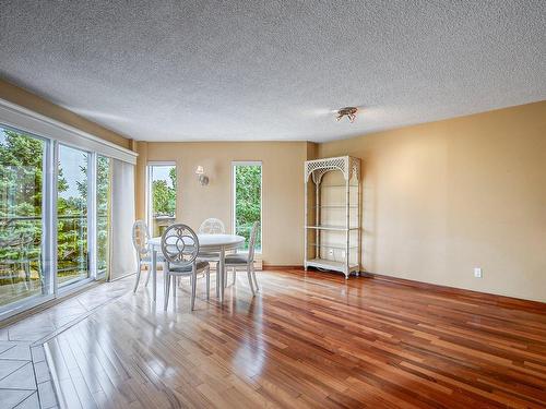 Salon - 303-269 Boul. Simard, Saint-Lambert, QC - Indoor Photo Showing Dining Room