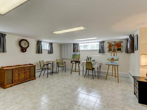 Family room - 369 Imp. De Gramont, Boileau, QC 