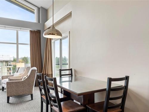 903C-181 Beachside Dr, Parksville, BC - Indoor Photo Showing Dining Room