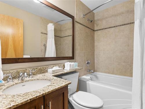 903C-181 Beachside Dr, Parksville, BC - Indoor Photo Showing Bathroom