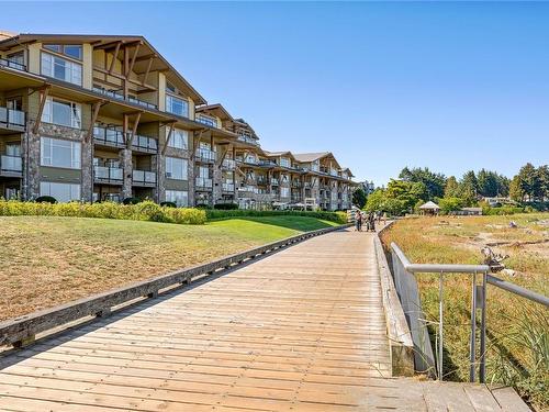 903C-181 Beachside Dr, Parksville, BC - Outdoor