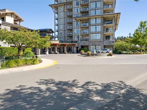 903C-181 Beachside Dr, Parksville, BC - Outdoor With Facade