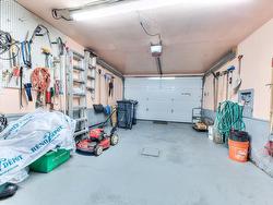 Garage - 