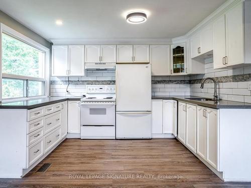 5 John St, Halton Hills, ON - Indoor Photo Showing Kitchen