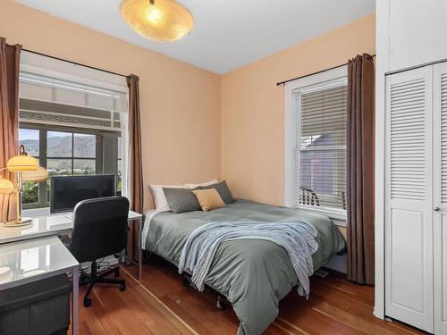 651 Pleasant Street, Kamloops, BC - Indoor Photo Showing Bedroom