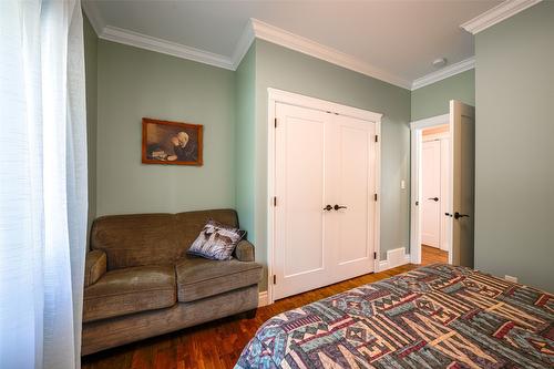 6209 Tatlow Road, Salmon Arm, BC - Indoor Photo Showing Bedroom