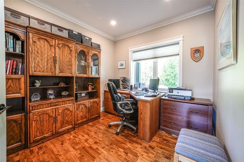 6209 Tatlow Road, Salmon Arm, BC - Indoor Photo Showing Office