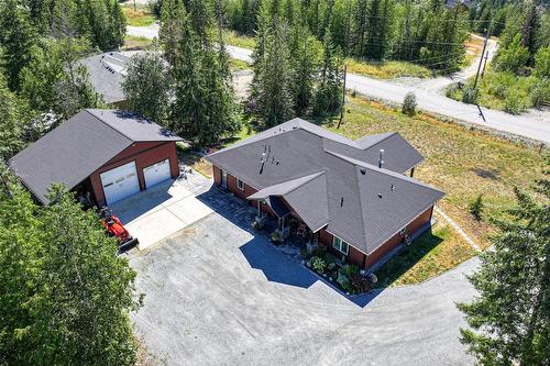 6209 Tatlow Road, Salmon Arm, BC - Outdoor