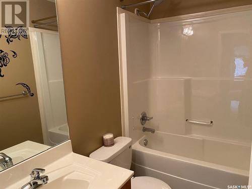 122 Brookshire Crescent, Saskatoon, SK - Indoor Photo Showing Bathroom