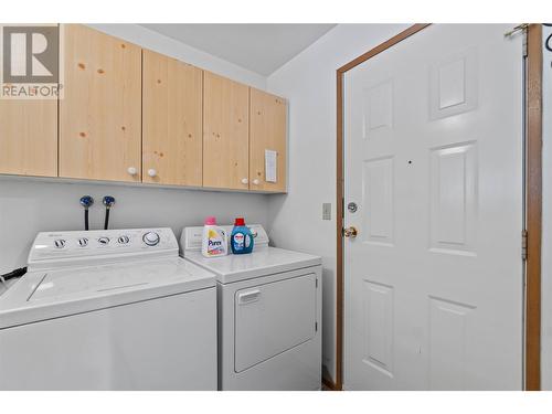 202 97A Highway Unit# 30, Sicamous, BC - Indoor Photo Showing Laundry Room