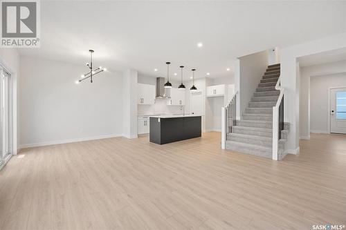 346 Dziadyk Bend, Saskatoon, SK - Indoor Photo Showing Kitchen