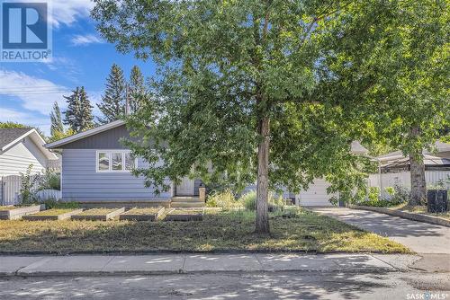 2229 Cumberland Avenue S, Saskatoon, SK - Outdoor