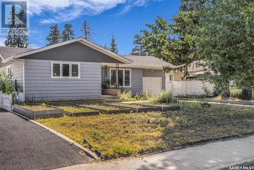 2229 Cumberland Avenue S, Saskatoon, SK - Outdoor