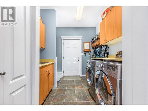 520 Crestview Drive, Coldstream, BC - Indoor Photo Showing Laundry Room