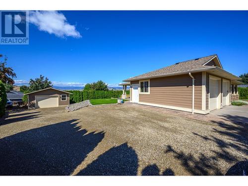 520 Crestview Drive, Coldstream, BC - Outdoor With Exterior