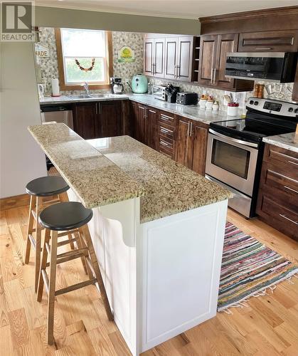 35-37 Garretts Road, Port Blandford, NL - Indoor Photo Showing Kitchen