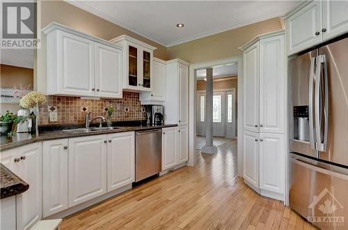 879 9Th Line Road, Carleton Place, ON - Indoor Photo Showing Kitchen With Double Sink