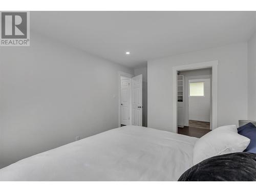 1301 Ponderosa Road, West Kelowna, BC - Indoor Photo Showing Bedroom