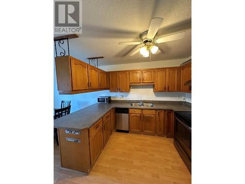 6370 Park Drive Unit# 7, Oliver, BC - Indoor Photo Showing Kitchen