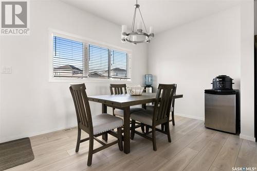 5004 Primrose Green Drive E, Regina, SK - Indoor Photo Showing Dining Room