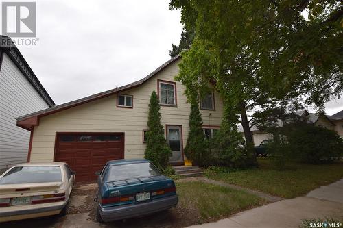 518 2Nd Street E, Saskatoon, SK 