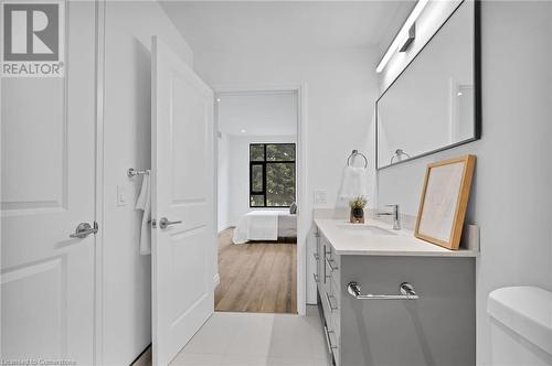 525 New Dundee Road Unit# 105, Kitchener, ON - Indoor Photo Showing Bathroom