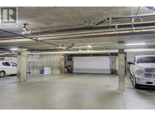 250 5 Street Se Unit# 302, Salmon Arm, BC - Indoor Photo Showing Garage