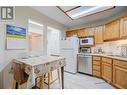 250 5 Street Se Unit# 302, Salmon Arm, BC  - Indoor Photo Showing Kitchen 