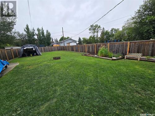 707 1St Street, Kipling, SK - Outdoor With Backyard