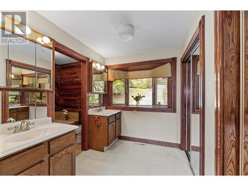 15021 Old Mission Road, Lake Country, BC - Indoor Photo Showing Bathroom