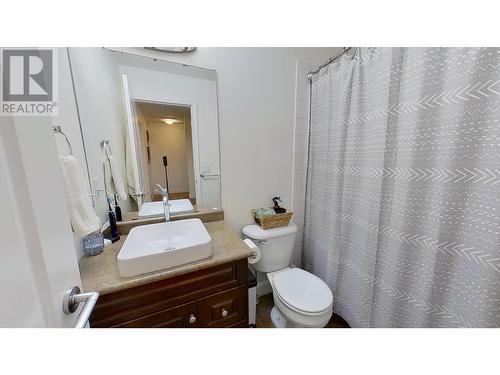 8414 88 Street, Fort St. John, BC - Indoor Photo Showing Bathroom