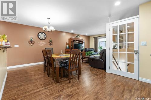 937 L Avenue N, Saskatoon, SK - Indoor Photo Showing Dining Room