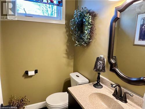 225 Parsons Avenue, North Bay, ON - Indoor Photo Showing Bathroom