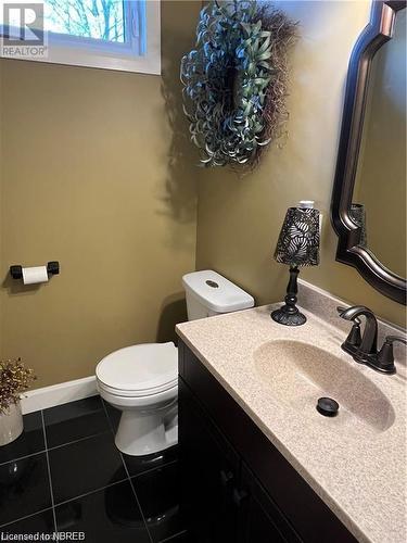 225 Parsons Avenue, North Bay, ON - Indoor Photo Showing Bathroom