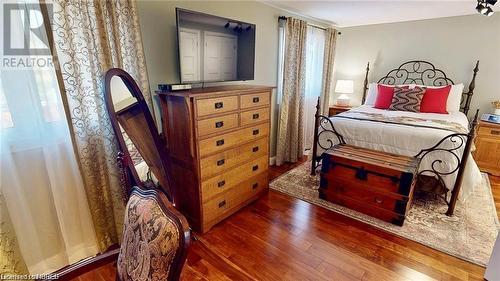 225 Parsons Avenue, North Bay, ON - Indoor Photo Showing Bedroom