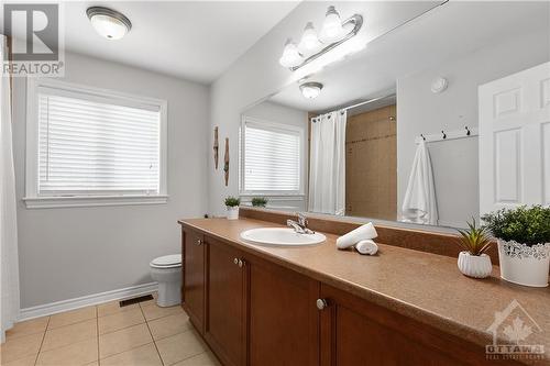 Full Bath - 295 Bradwell Way, Ottawa, ON - Indoor Photo Showing Bathroom