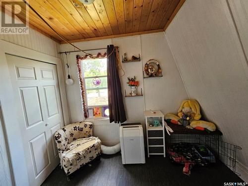 201 5Th Street W, Carlyle, SK - Indoor Photo Showing Other Room