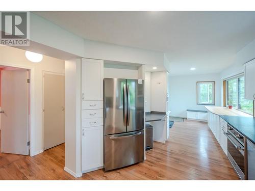 496 Haven Hill Road, Penticton, BC - Indoor Photo Showing Kitchen