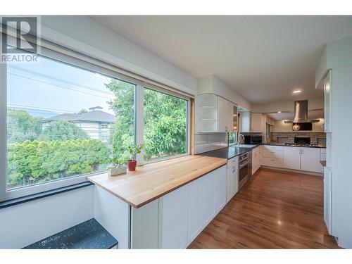 496 Haven Hill Road, Penticton, BC - Indoor Photo Showing Kitchen