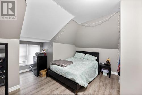 693-695 Partington, Windsor, ON - Indoor Photo Showing Bedroom