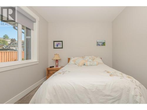 4280 20 Street Ne, Salmon Arm, BC - Indoor Photo Showing Bedroom