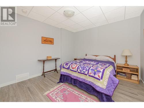 4280 20 Street Ne, Salmon Arm, BC - Indoor Photo Showing Bedroom